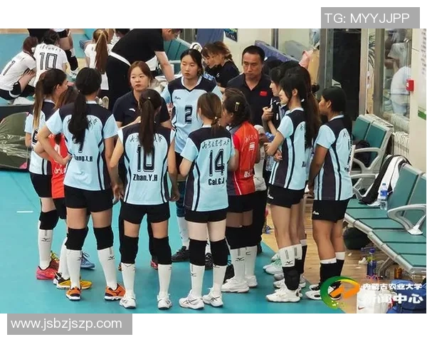 泰国女子排球队与日本女子排球队激烈对决展现排球魅力与竞技精神